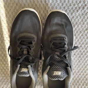 Nike Womens Revolution 3 819303-001 Black Running Shoes Sneakers Size 9.5M